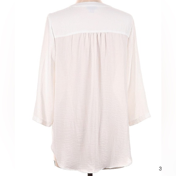 a.n.a. A New Approach white V-neck smocked-shoulder semi-sheer 3/4 sleeve top M - Picture 14 of 15